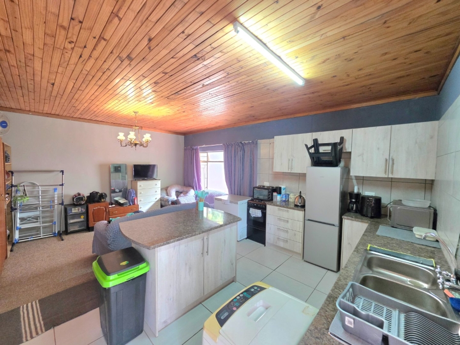 5 Bedroom Property for Sale in Panorama Free State